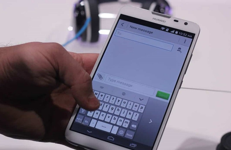 Nem lehet SMS-t küldeni Huawei okostelefonunkkal? Itt a megoldás!